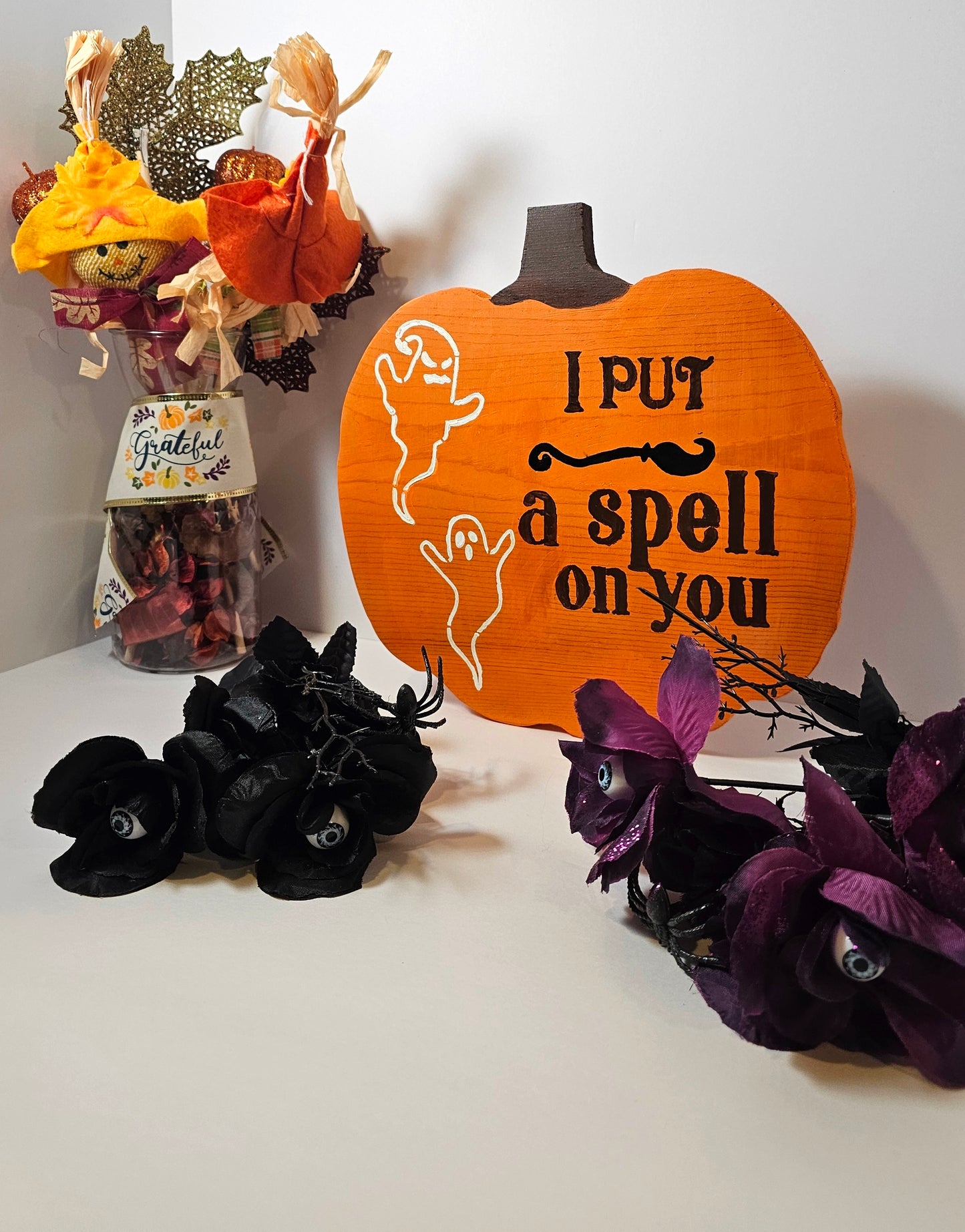 Spooky Spellbinding: Halloween Pumpkin Decoration