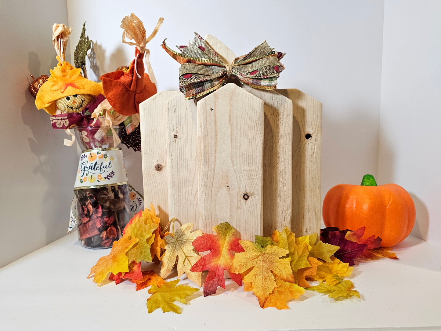 Cozy Autumn Nights: Handcrafted Wooden Pumpkin Lantern